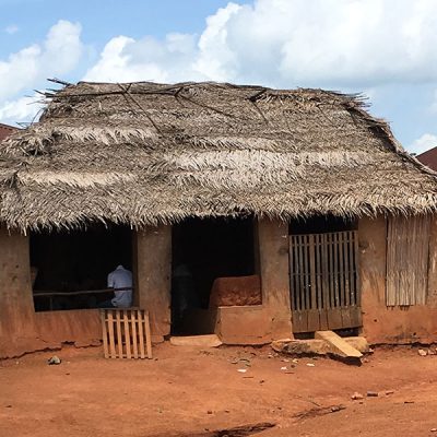 Le case del villaggio Domè in Benin