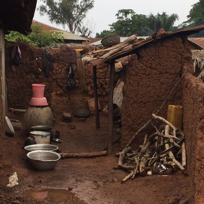 Le case del villaggio Domè in Benin