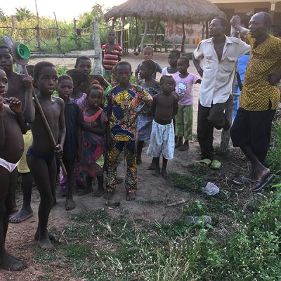 I bambini del villaggio Domè in Benin